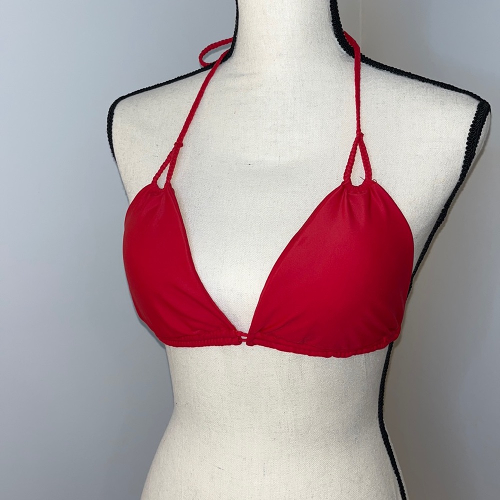 Brazilian showroom bikini top